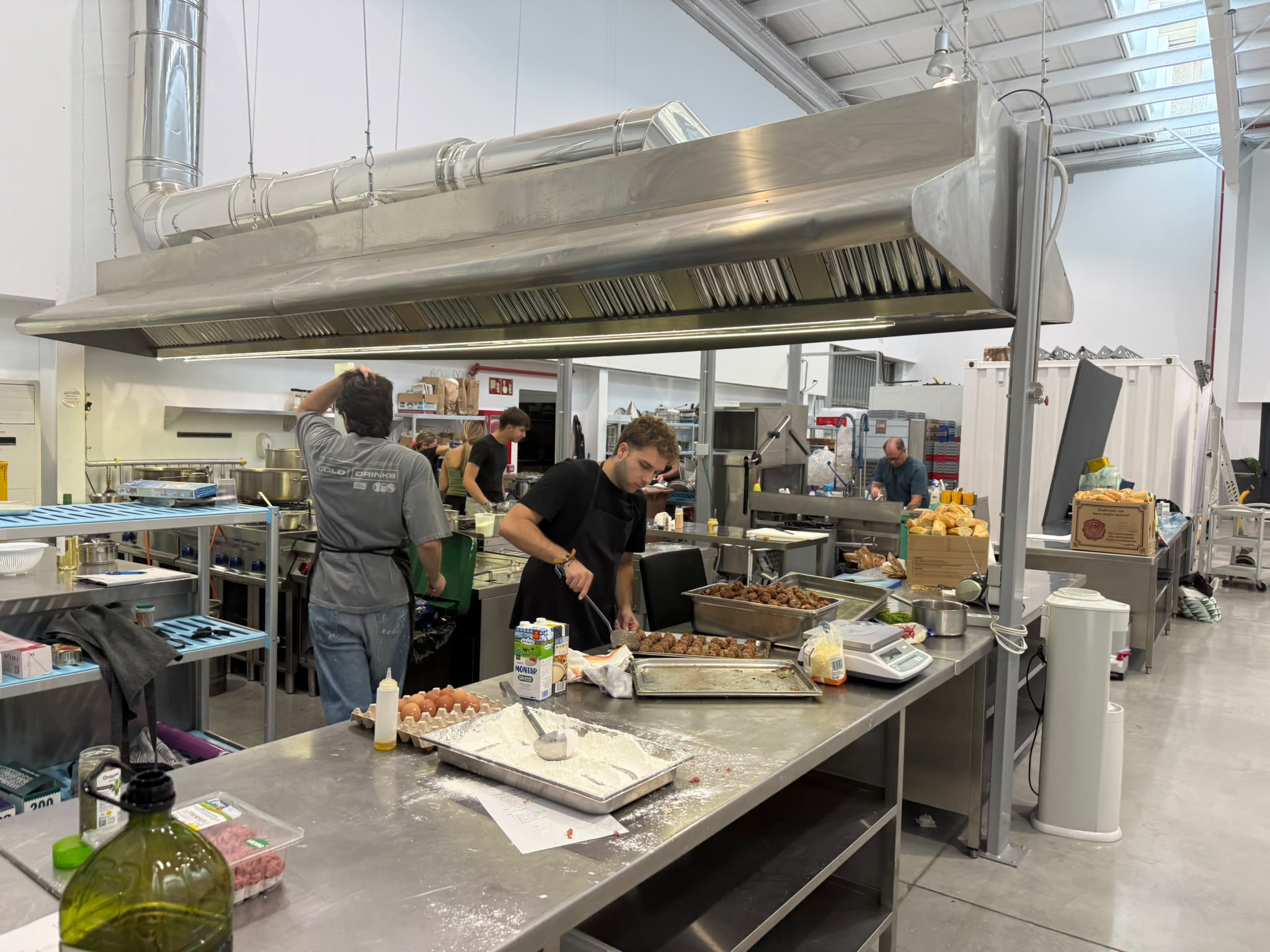 Donación de 155 menús para el Comedor Familiar El Pozo