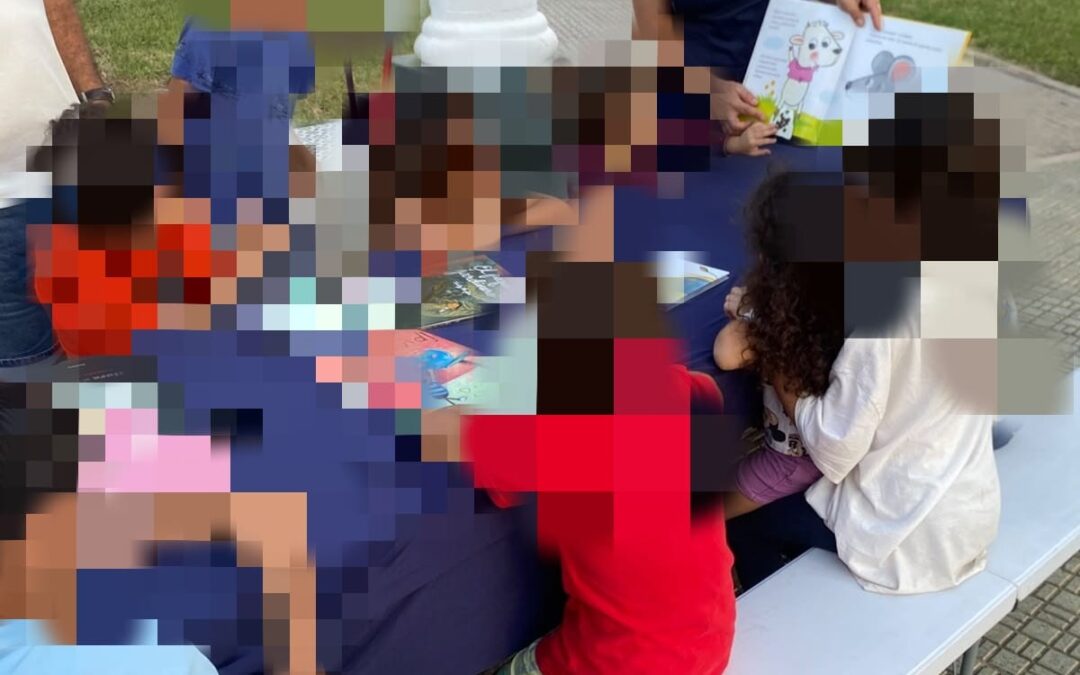 Taller de lectura y expresión artística llevado a cabo en el Barrio de la Cañada en la ciudad de Melilla