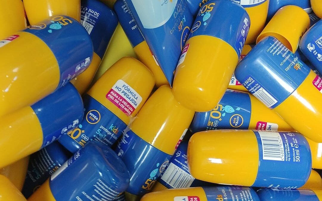 Programa de ayuda a familias con bebés con la entrega de pañales, leche infantil y otros productos de higiene