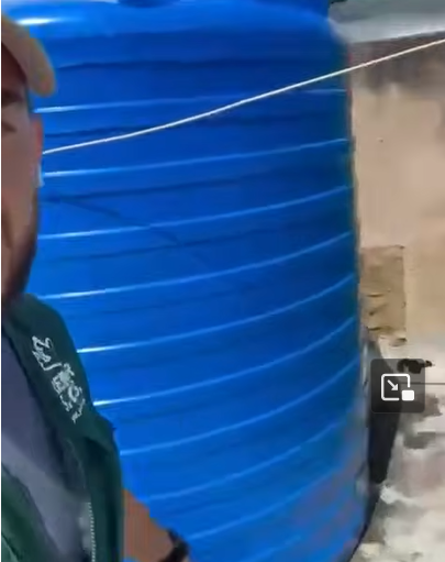 Adquisición de Tanques de agua e instalación en el Centro de Emergencia de Mensajeros de la Paz en Caracas para ayuda a los afectados por el terremoto