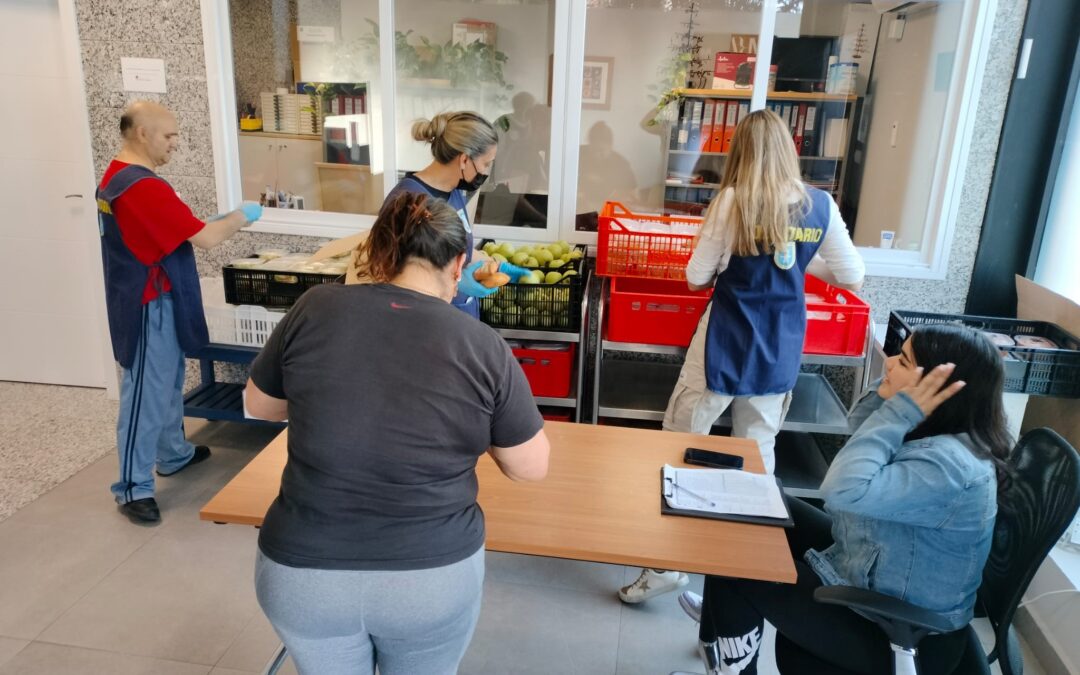 Agradecimiento a los voluntarios que en verano han seguido ayudando en nuestros Comedores Familiares y Bancos Solidarios
